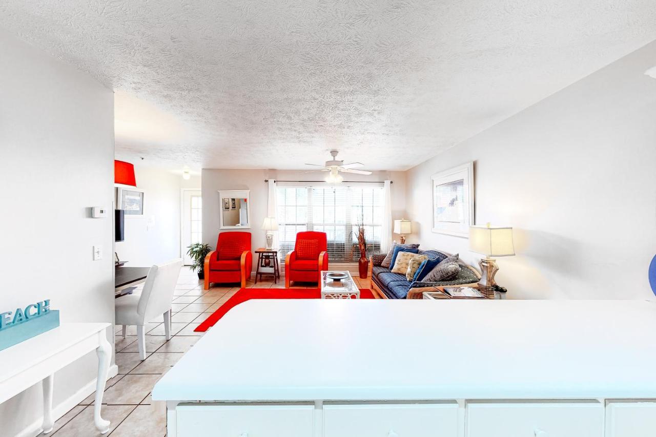 Horizon South Unit 204 *